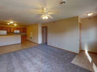 4215 Maricopa Dr UNIT 103, Ames, IA 50014