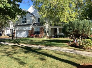 7943 Dada Dr, Gurnee, IL 60031