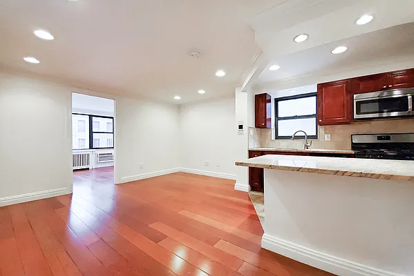 Rented by Warburg | media 1