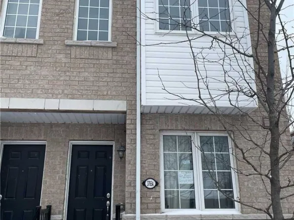 3765A Saint Clair Ave E, Toronto, ON M1M 0C8