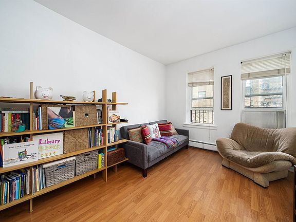 4th image of 121 Garrison Ave APT 202