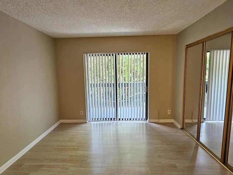 1900 N Congress Ave #206 — Photo 10
