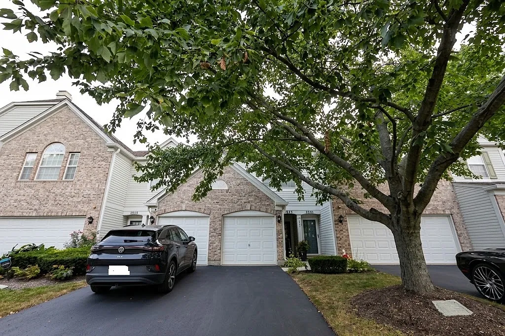 2 bed, 2.5 bath, 1384 sqft, $2,500 — Photo 1