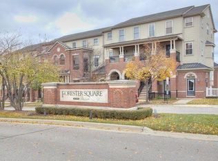 3986 Forester Blvd, Auburn Hills, MI 48326