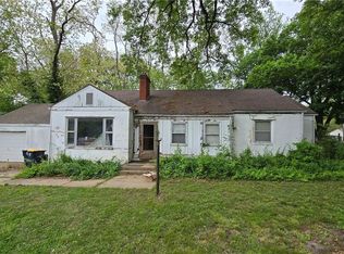 8107 Blue Ridge Blvd, Kansas City, MO 64138