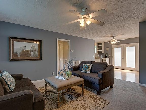 4th image of 7207 White Oak Dr