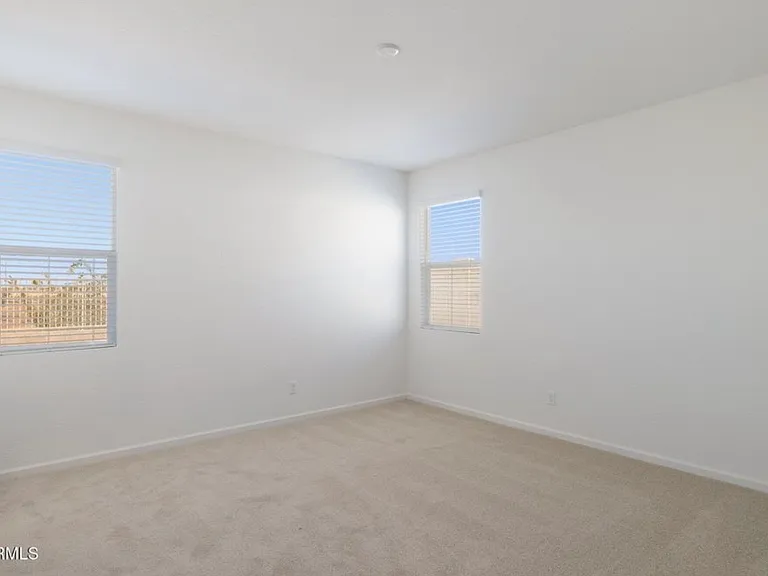 25383 W Sunland Ave — Photo 8