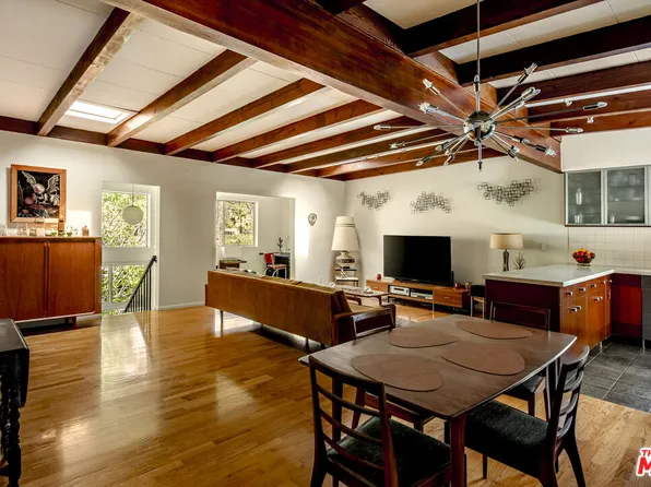 3262 Dos Palos Dr, Los Angeles, CA 90068