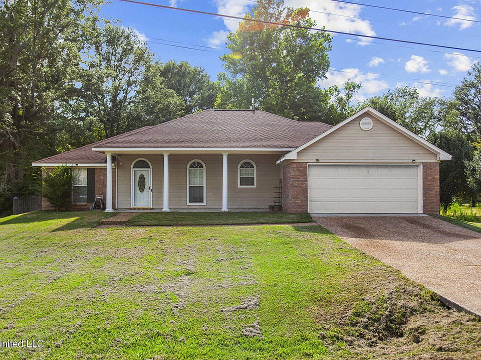 1st image of 373 Siwell Meadows Dr