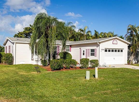 3rd image of 26243 Bonita Fairways Cir