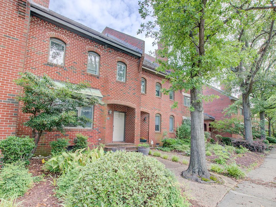 1st image of 1221 Llewellyn Ave
