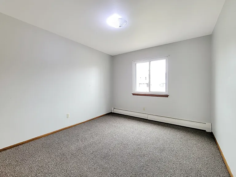 5510 58th Ave #7 — Photo 8