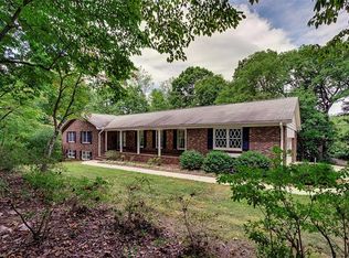 1212 Ashworth View Dr, Asheboro, NC 27205