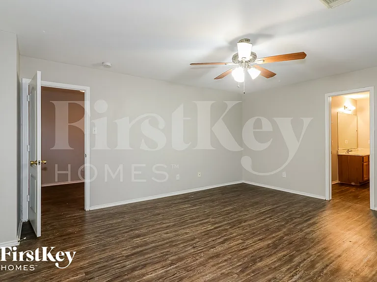 19811 Creston Cove Ct — Photo 8