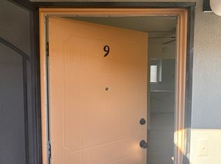 11893 Truro Ave APT 9, Hawthorne, CA 90250