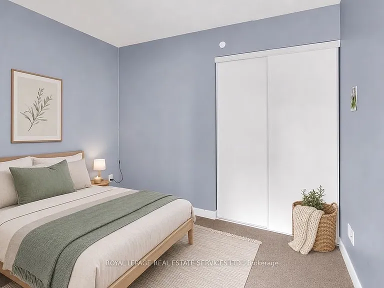 120 Varna Dr #401 — Photo 5