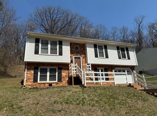 2823 Lansing Dr SW, Roanoke, VA 24015