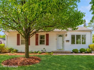 189 Forest Pl, Buffalo Grove, IL 60089