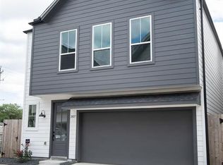 307 Cyclamen St, Houston, TX 77018