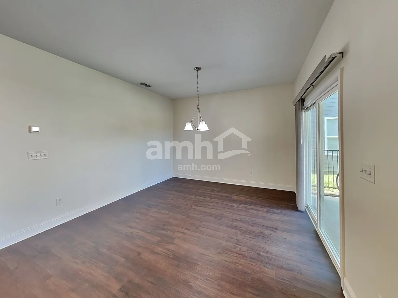 4 bed, 3.0 bath, 2193 sqft, $2,575 — Photo 3
