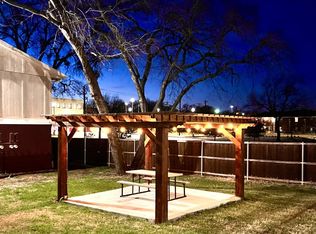 1221 McCormick St #A, Denton, TX 76201