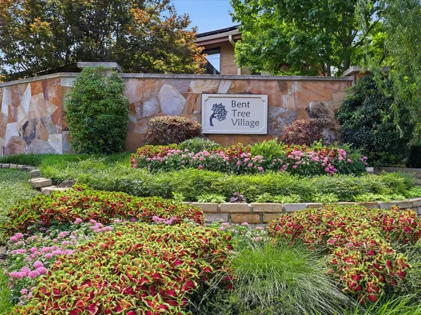 16702 Village Ln, Dallas, TX 75248