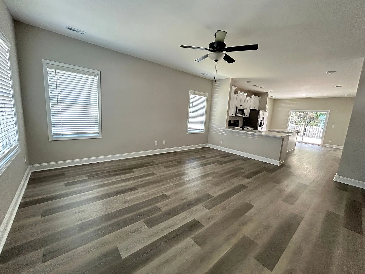 4-Bed, 2-Bath | Lewis Creek Landing — Photo 3