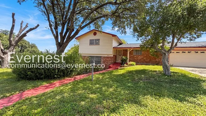 3 bed, 2.0 bath, 1617 sqft, $1,995 — Photo 1