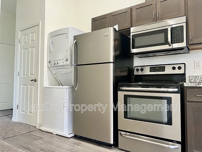 33763 E Columbia Ave #16 — Photo 4