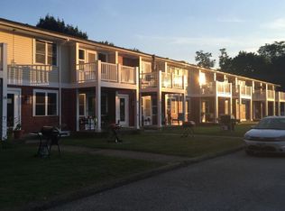 300 Hinesburg Rd APT 8, South Burlington, VT 05403