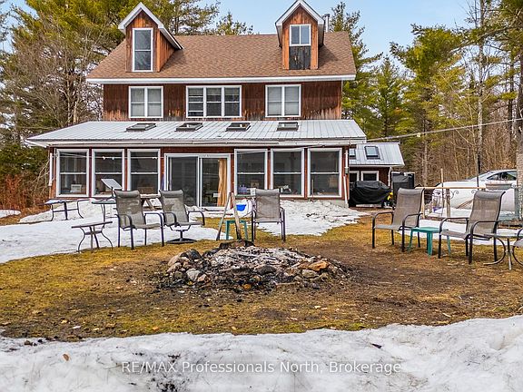 3rd image of 1127 Bobcaygeon Rd