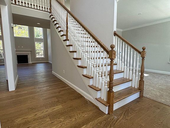 5th image of 25029 Preston Ct
