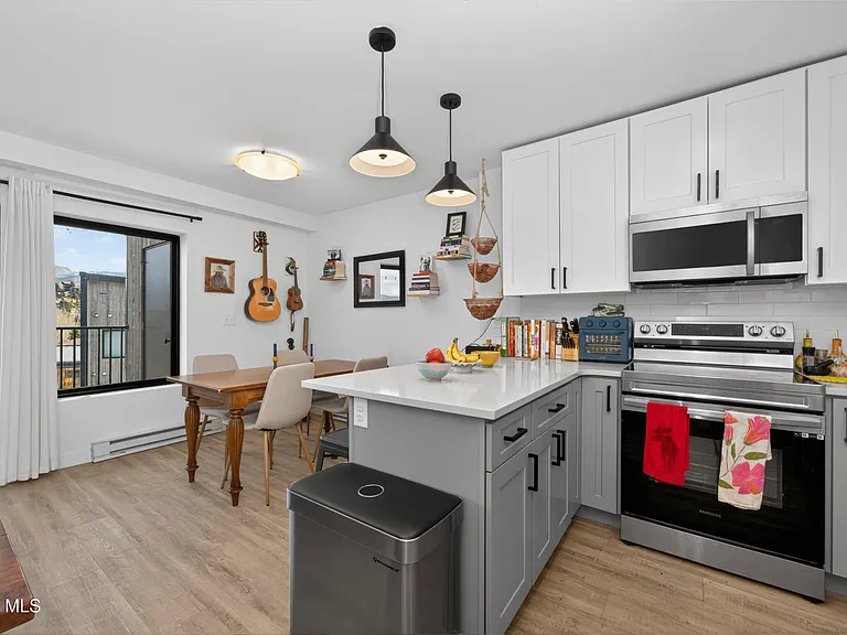 406 N Zerex St #8 — Photo 9
