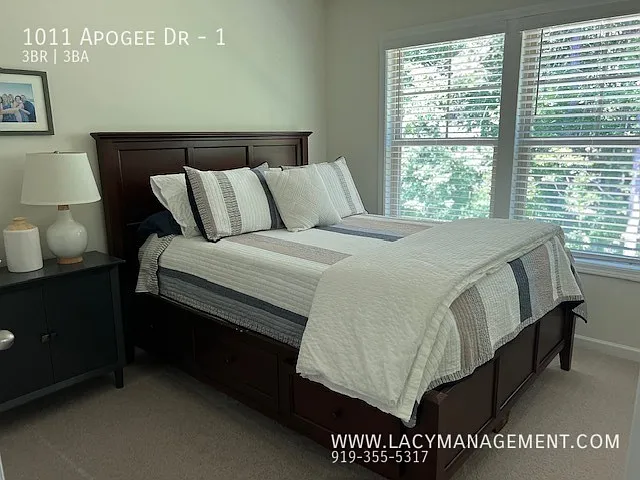 1011 Apogee Dr #1 — Photo 14