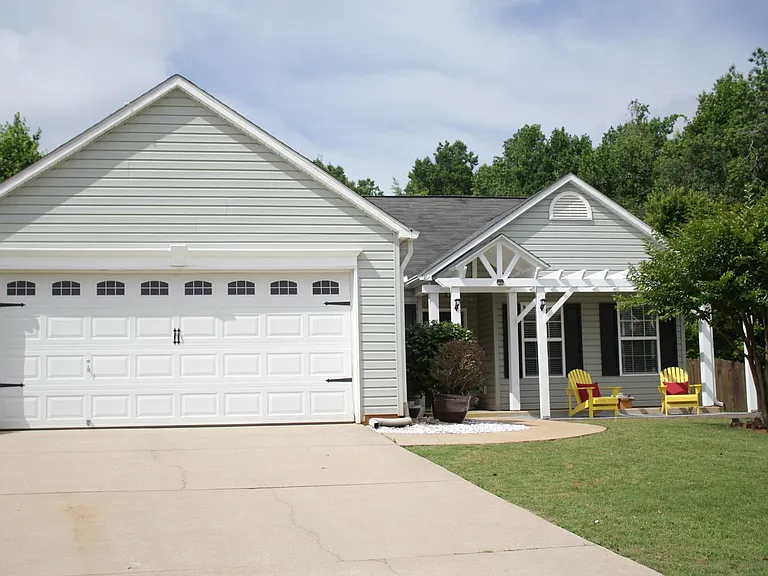 225 Pope Ln — Photo 8
