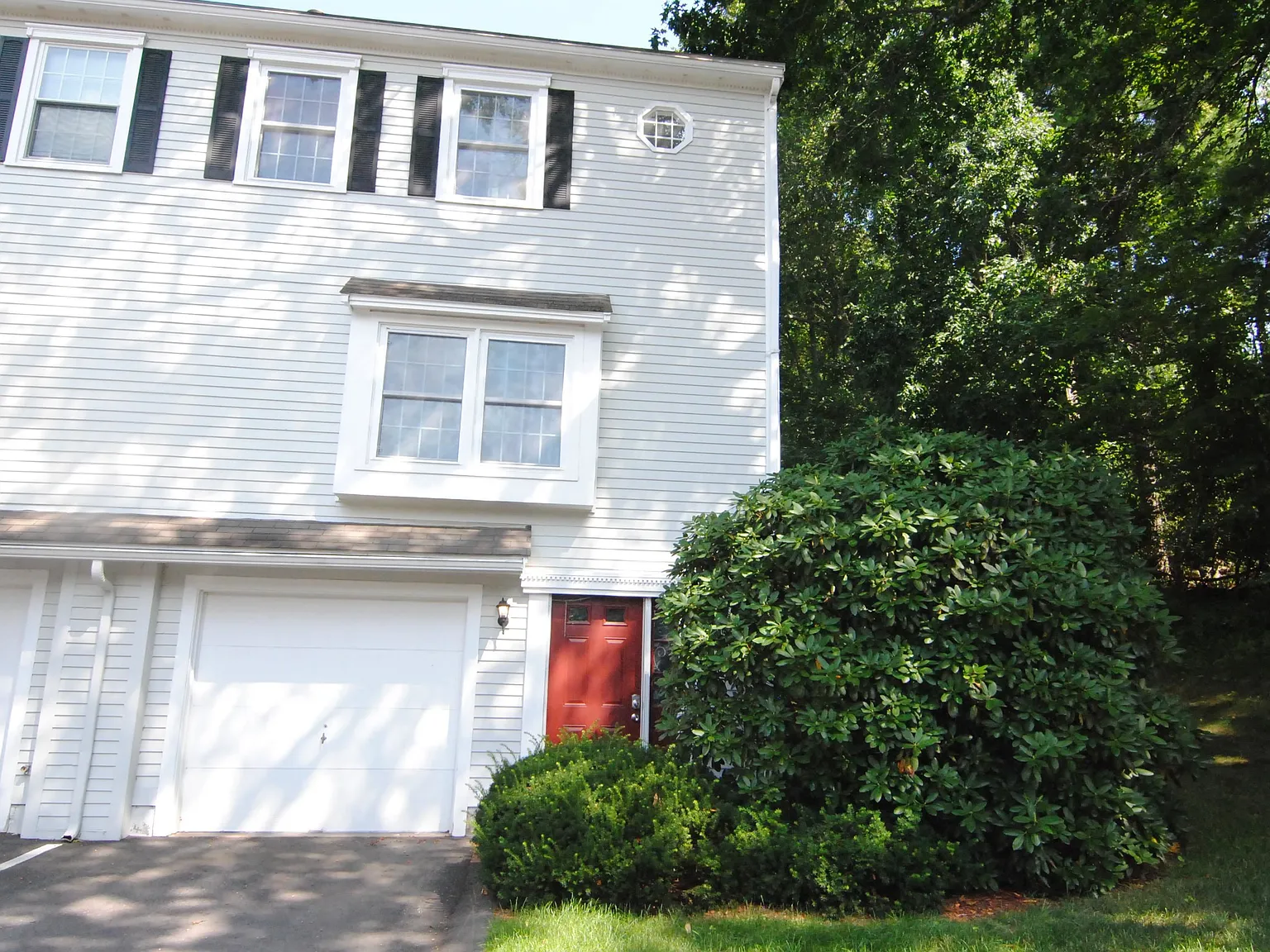 Meadowview Estates — Photo 2