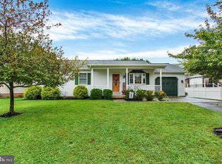 54 Brewster St, Hanover, PA 17331
