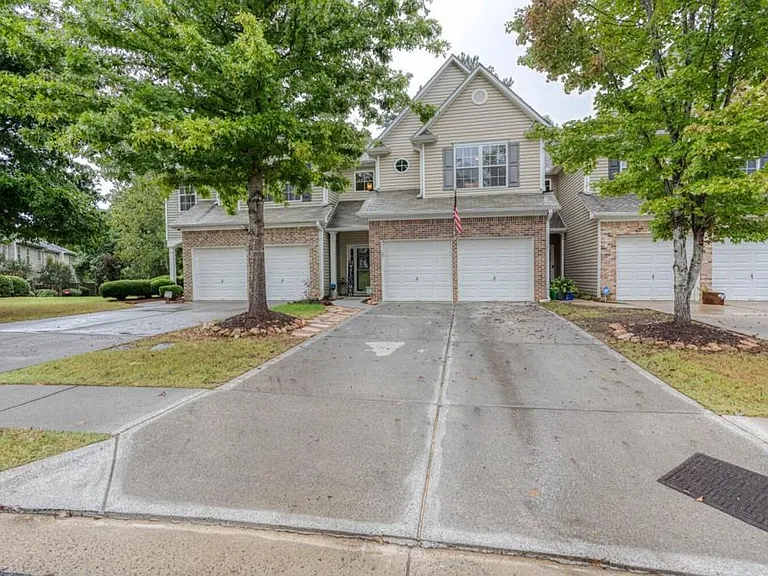 4163 Baker Station Ct — Photo 3