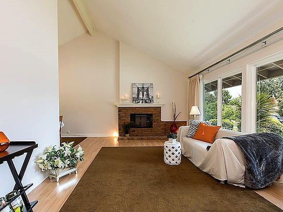 2nd image of 1870 Laurelwood Ct
