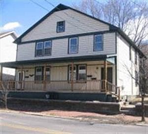 2nd image of 736 Maryland Ave #1