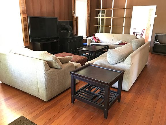 4th image of 408 Lemon St