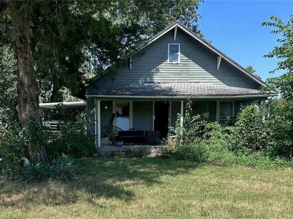 1204 Laing St, Osage City, KS 66523