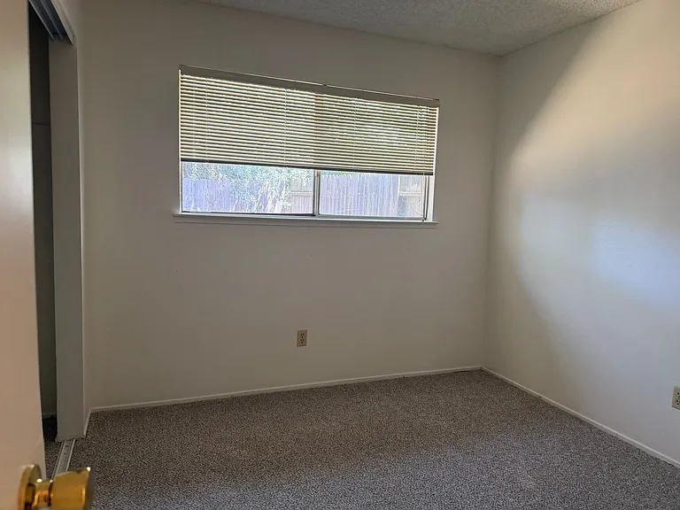 6172 Peoria Dr — Photo 9