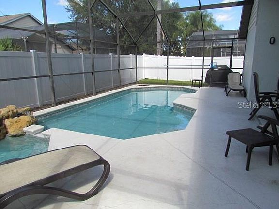 4th image of 2612 Autumn Creek Cir