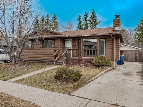 15131 S Deer Run Dr SE, Calgary, AB T2J 5M6