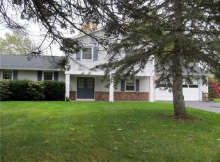 145 Valley Green Dr, Penfield, NY 14526