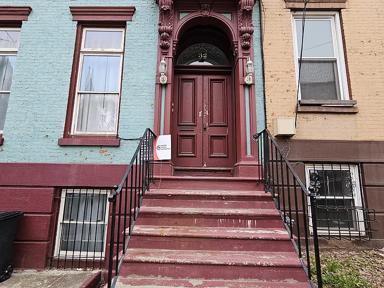 32 1st St #2 — Photo 36