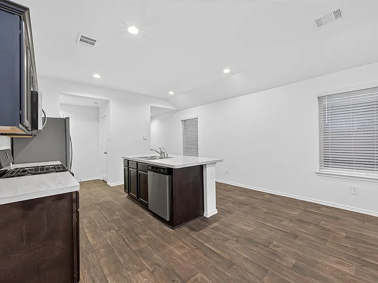 14683 Canyon Pines Ln — Photo 10