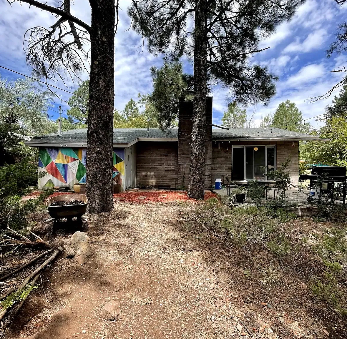 25 E Cedar Ave — Photo 3