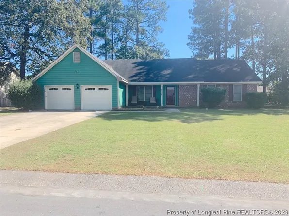 6748 Pacific Ave, Fayetteville, NC 28314